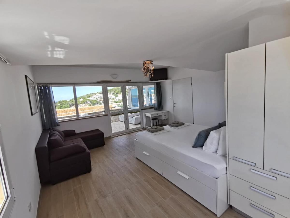 Spectacular Penthouse Suite In Hvar Centre Hvar Island ภายนอก รูปภาพ